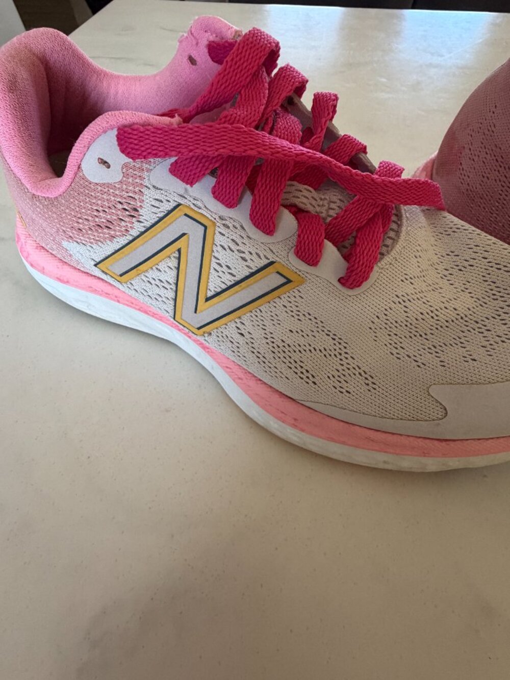New Balance Fresh Foam 680 v7 Women's Running Shoes Size 8 Pink and White - Picture 6 of 16